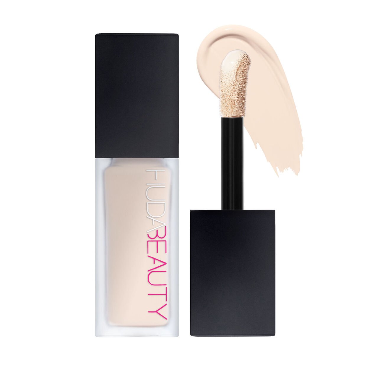 Huda beauty concealer