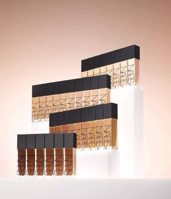 Nars Natural Radiant Long wear Foundation