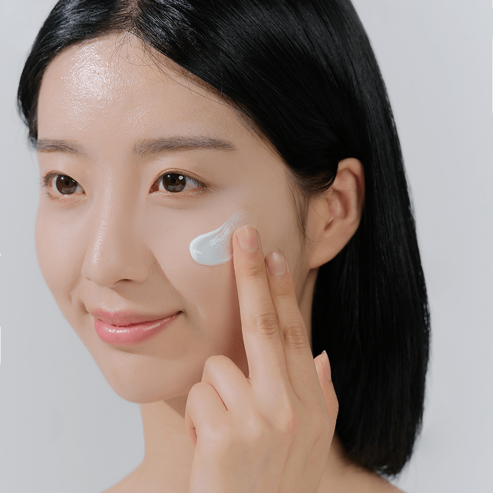 Skin 1004 Centella Hyalu-Cica Water-Fit Sun Serum Spf50+ PA++++