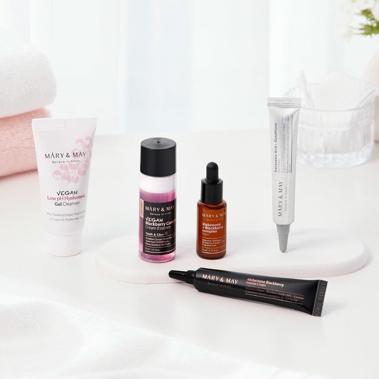 Mary &amp; May Intense Moisture Care Travel Kit 5Pcs