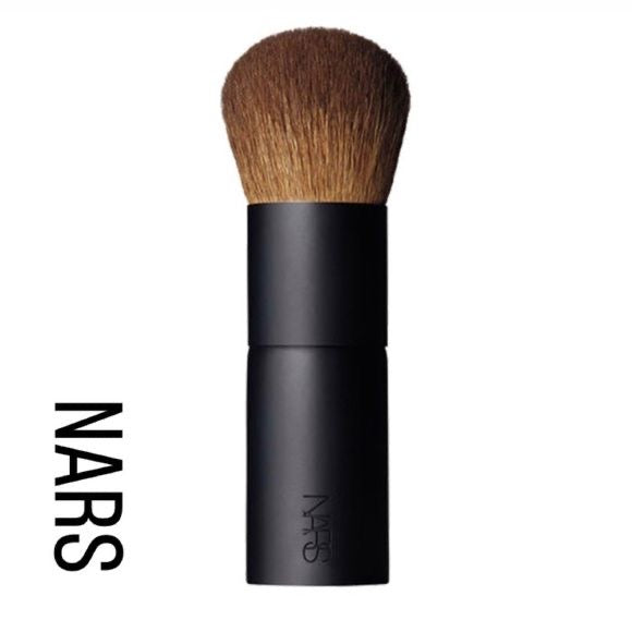 Nars blush brush