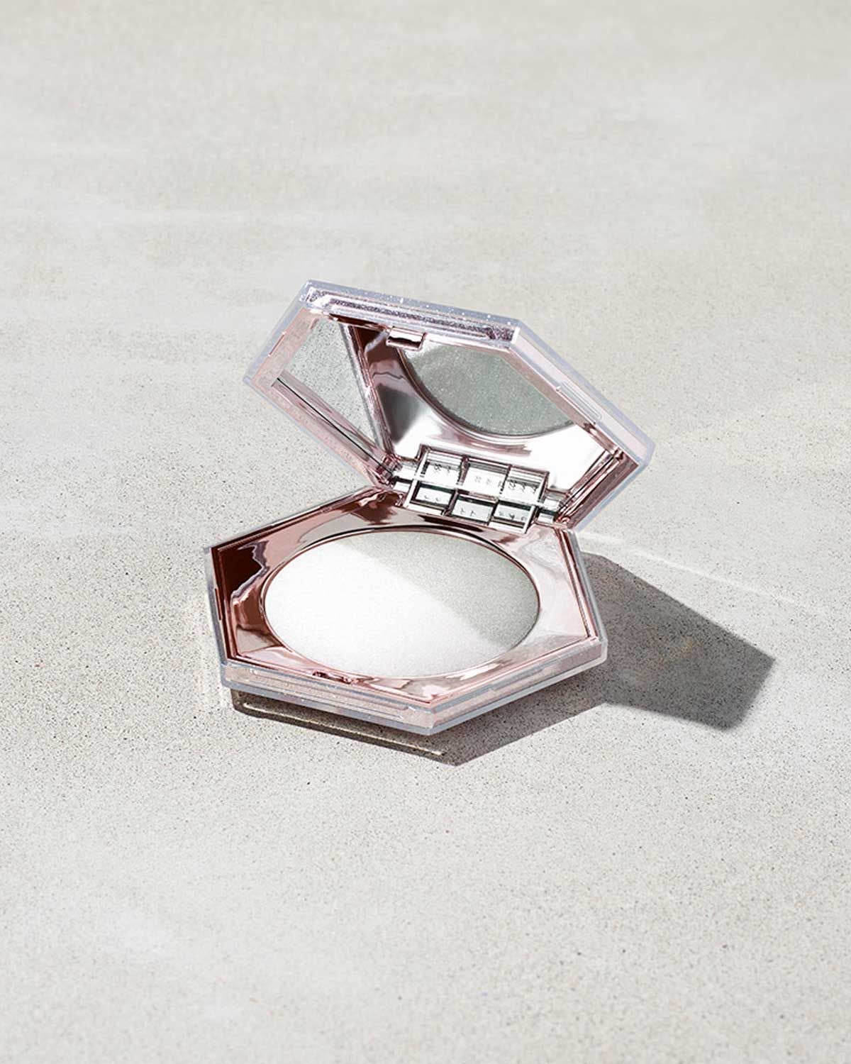 Fenty Beauty Diamond Bomb Highlighter mini 2.8 g