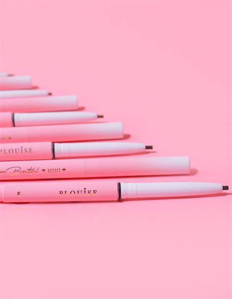 P.LOUISE MAGIC WAND EYE LINER