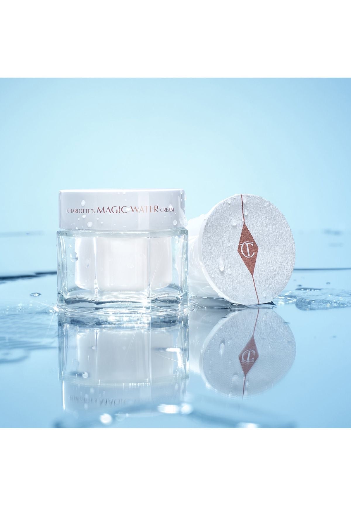 Charlotte tilbury water  magic cream