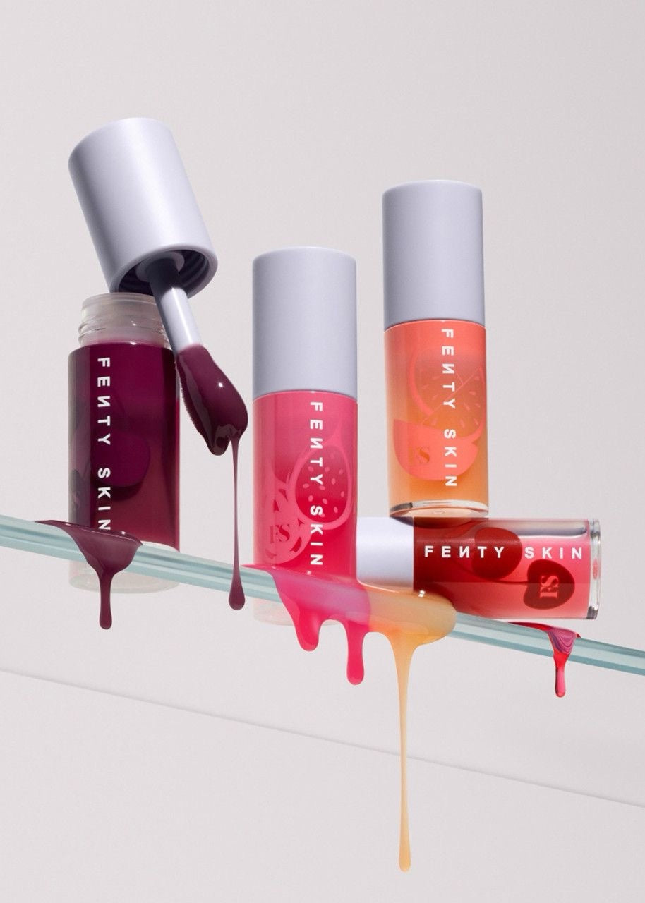 FENTY TREATZ HYDRATING + STRENGTHENING LIP OIL