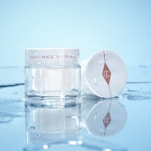 Charlotte tilbury water  magic cream