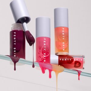 FENTY TREATZ HYDRATING + STRENGTHENING LIP OIL